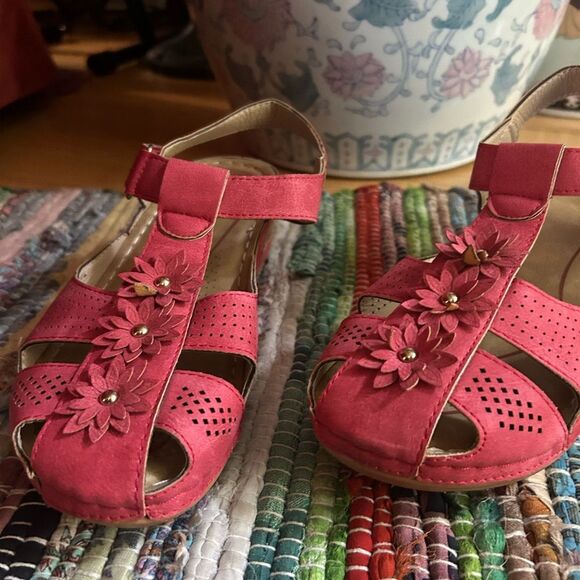 Elegant Pink Floral Women's Sandals Size 39/8 - Picture 4 of 16